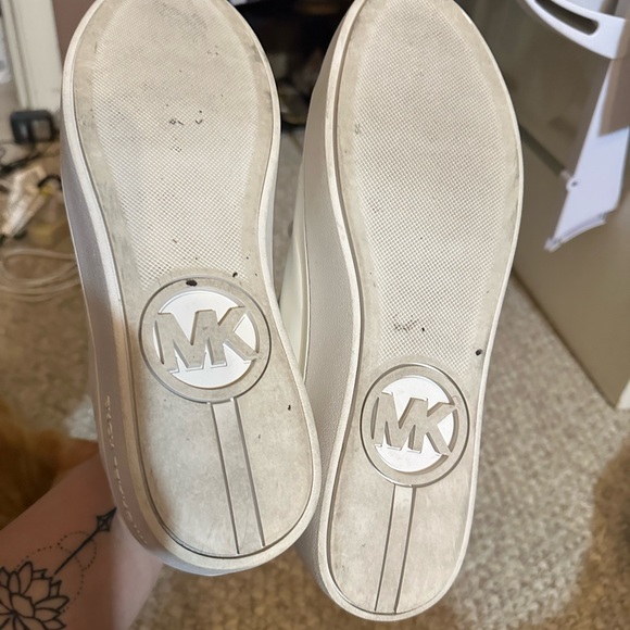 Michael Kors sport shoes - Picture 3 of 8